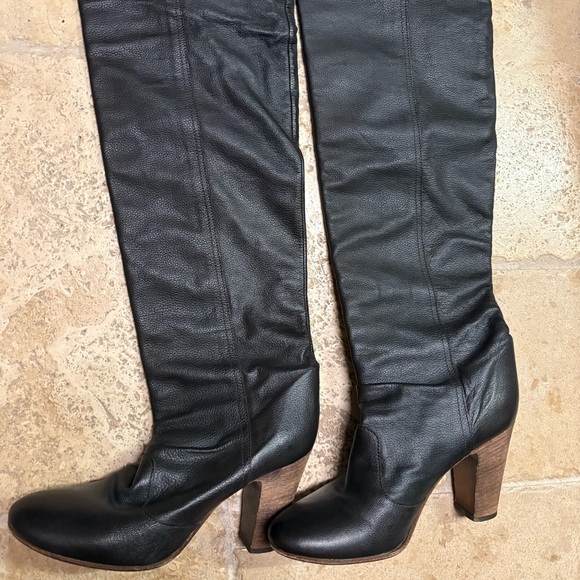 Vero Cuoio Boots — studio pin Vero Cuoio Leather Knee-High Boots